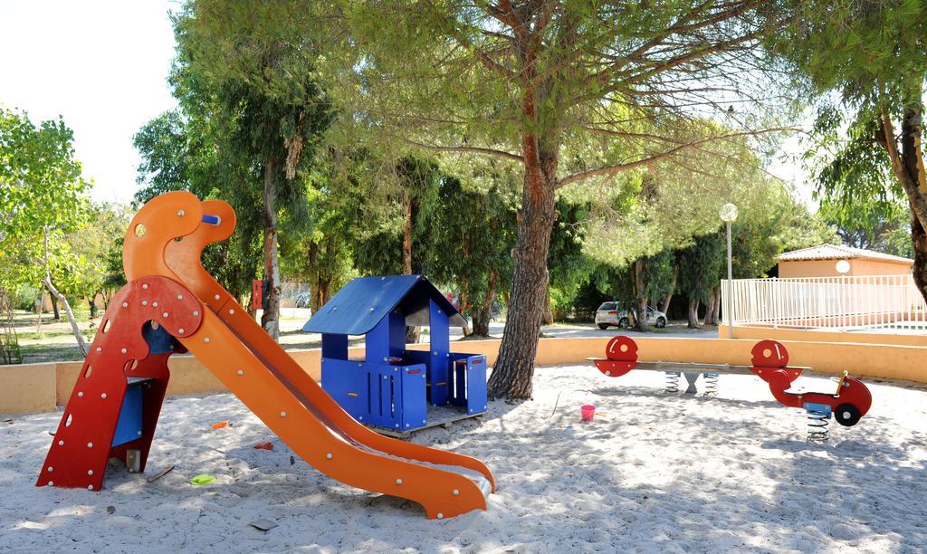 Camping Les Castors Calvi  Exterior foto